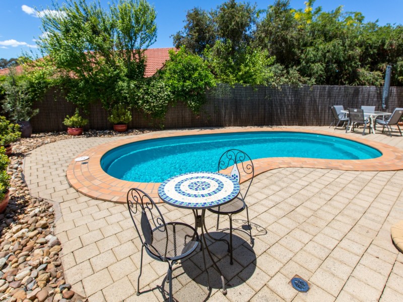 27 Kimberley Drive, Tatton NSW 2650