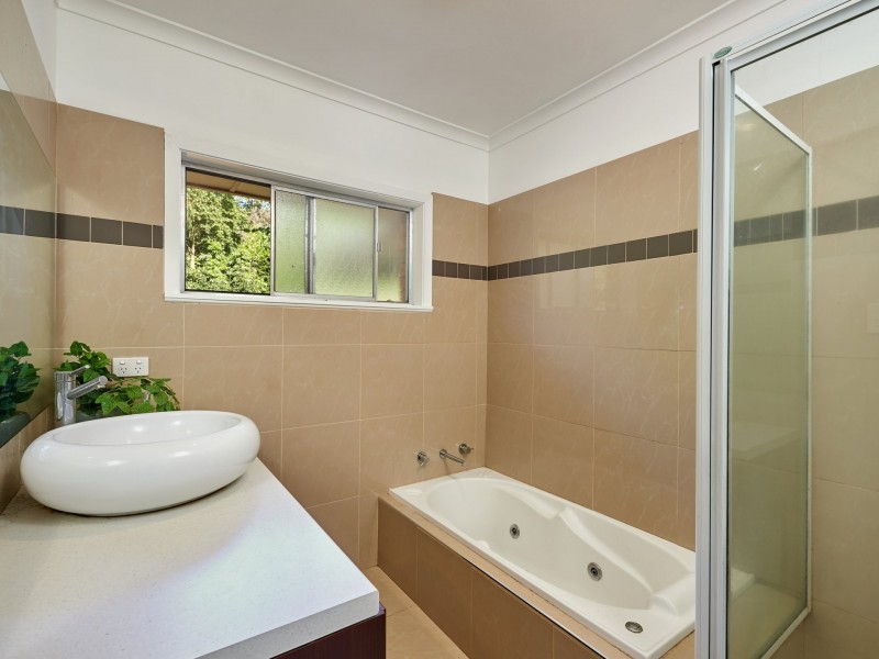 190 Lake Albert Road, Kooringal NSW 2650