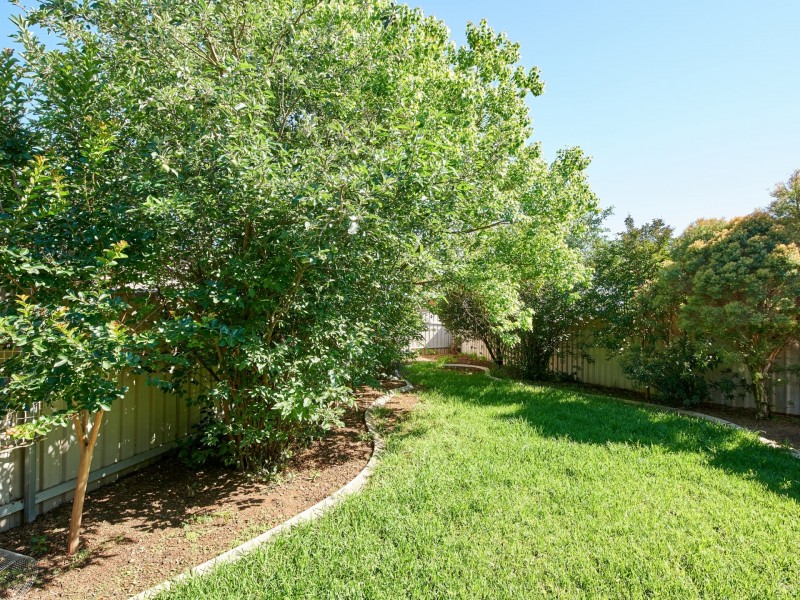 25 Wonkana Road, Glenfield Park NSW 2650