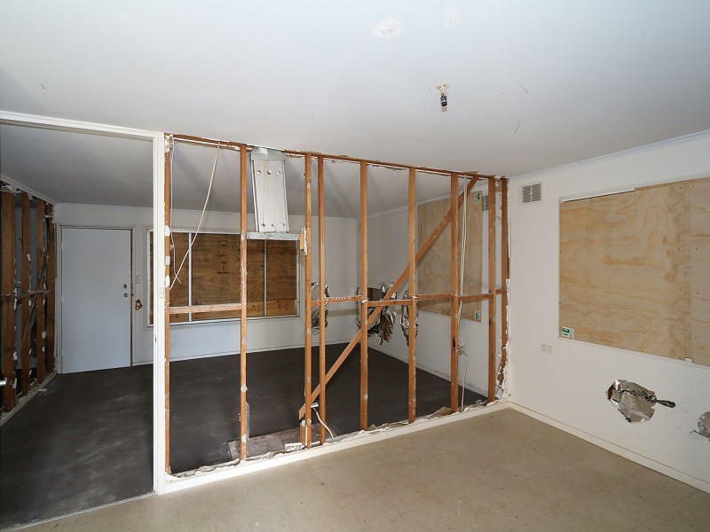 154 Raye Street, Tolland NSW 2650
