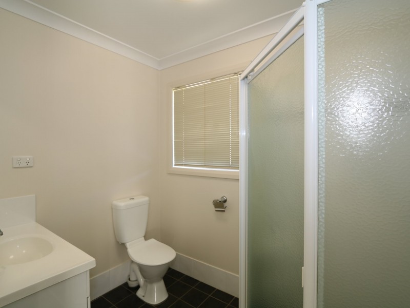 32 Barrima Drive, Glenfield Park NSW 2650