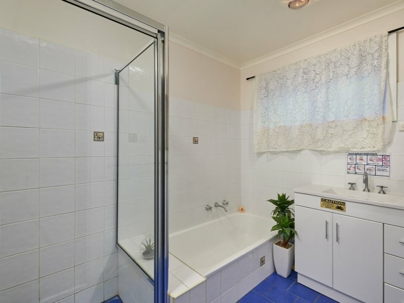 57 Adjin Street, Mount Austin NSW 2650