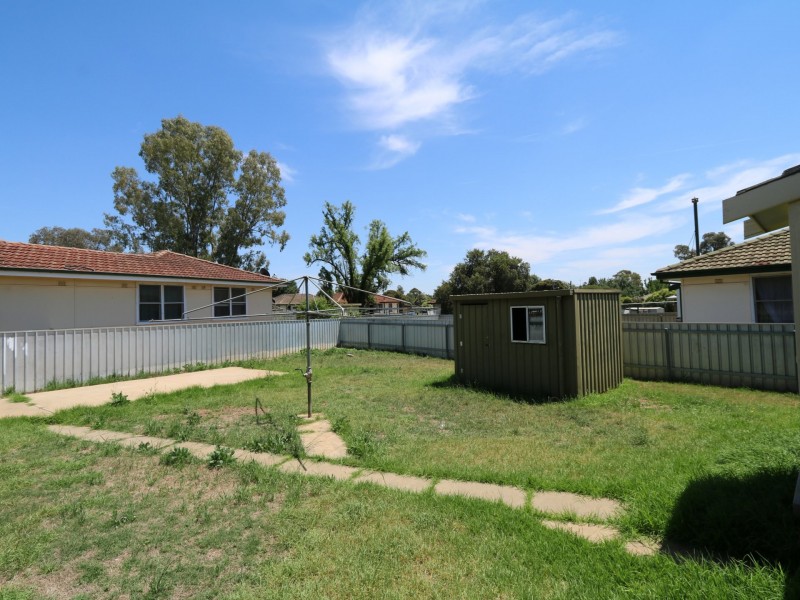 10 Lae Avenue, Ashmont NSW 2650