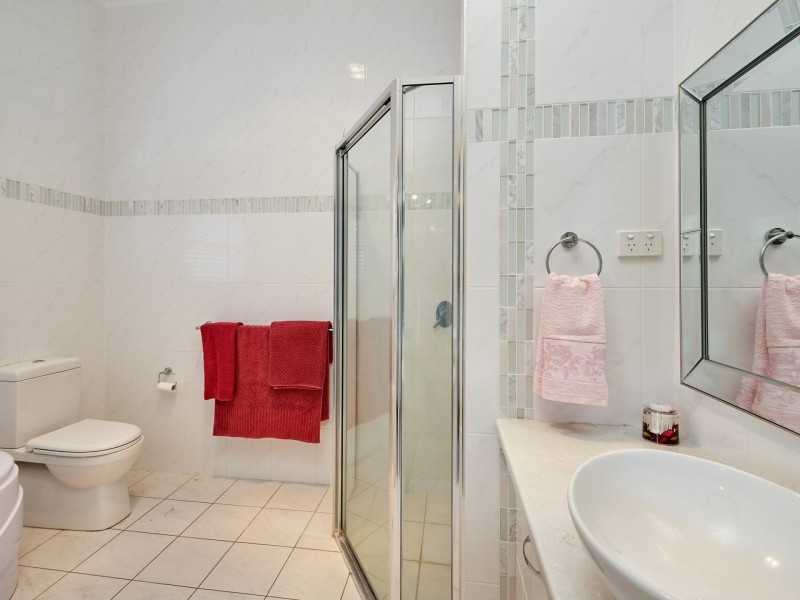 24 Thorne Street, Wagga Wagga NSW 2650