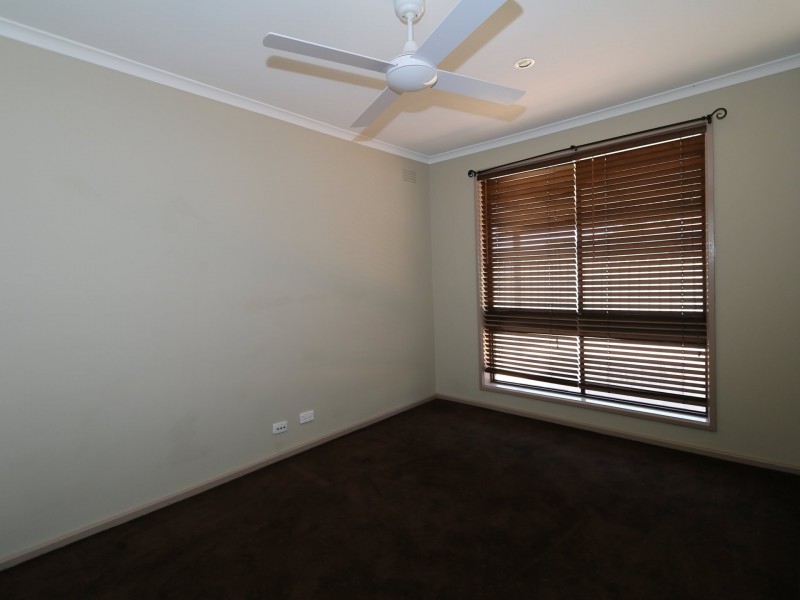 1 Kerr Street, Ashmont NSW 2650