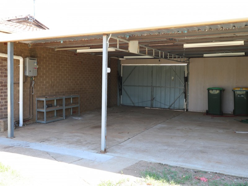 1 Kerr Street, Ashmont NSW 2650