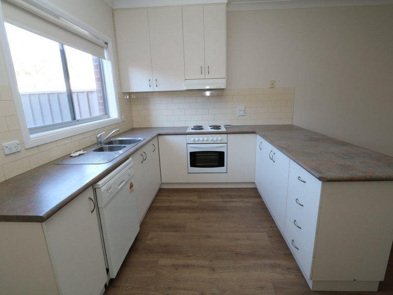 2/50 Travers Street, Wagga Wagga NSW 2650