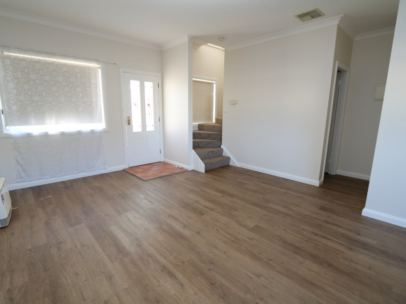 2/50 Travers Street, Wagga Wagga NSW 2650