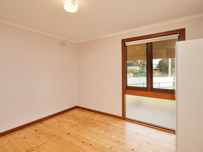 2 Smithies Place, Ashmont NSW 2650