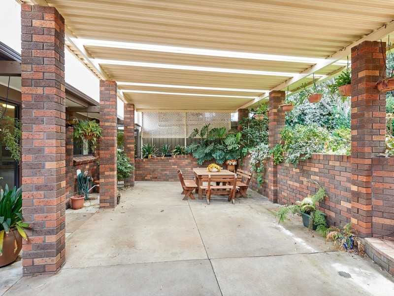 79 Simkin Crescent, Kooringal NSW 2650
