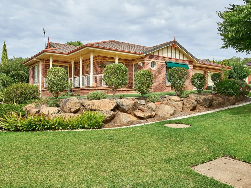Unit 1/1 Melville Place, Tatton NSW 2650