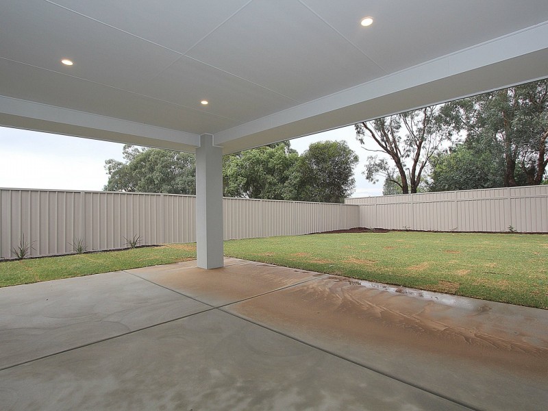 91 Messenger Aveneue, Boorooma NSW 2650