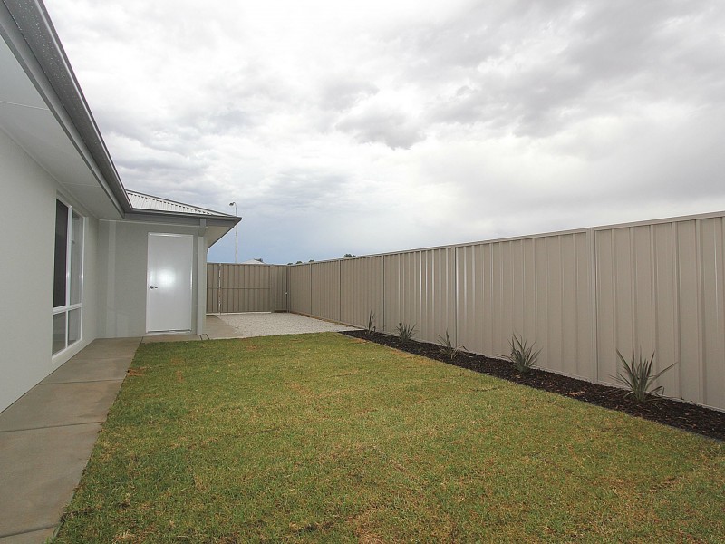91 Messenger Aveneue, Boorooma NSW 2650