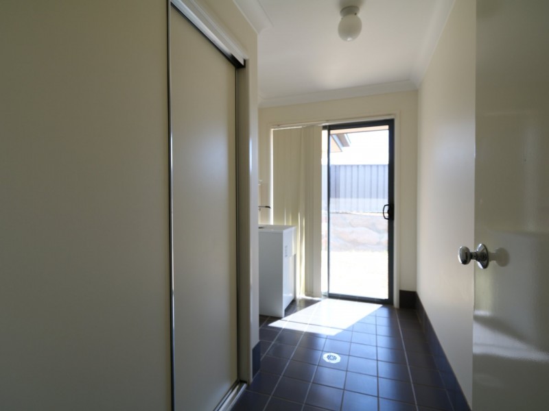 48 Avocet Drive, Estella NSW 2650