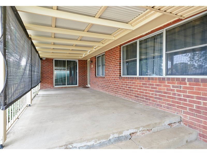13 Stanley Street, Kooringal NSW 2650