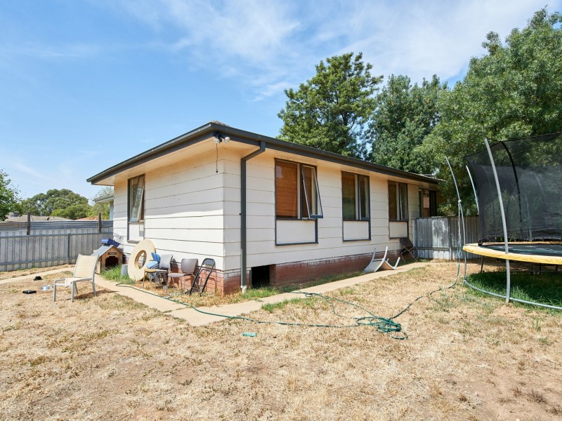7 Edghill Place, Tolland NSW 2650