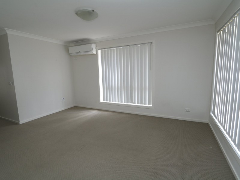 12/10 Mirrul Street, Glenfield Park NSW 2650