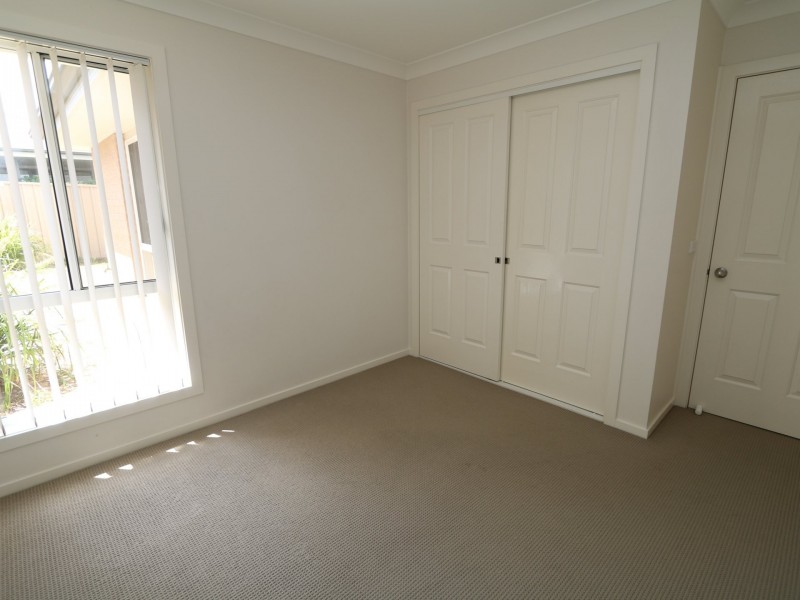 12/10 Mirrul Street, Glenfield Park NSW 2650
