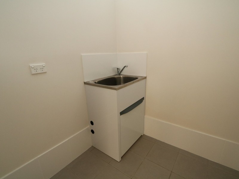12/10 Mirrul Street, Glenfield Park NSW 2650