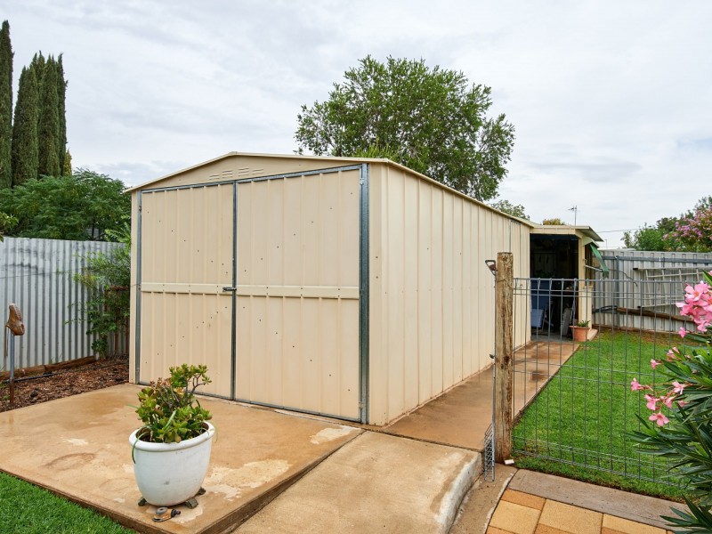 150 Fernleigh Road, Mount Austin NSW 2650