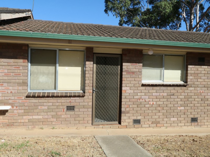 2/14 Sherwood Avenue, Kooringal NSW 2650