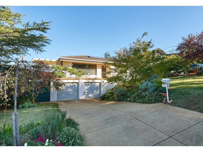 1 Bellevue Parade, Kooringal NSW 2650