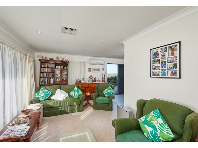 1 Bellevue Parade, Kooringal NSW 2650