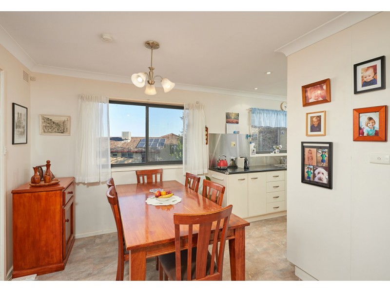 1 Bellevue Parade, Kooringal NSW 2650