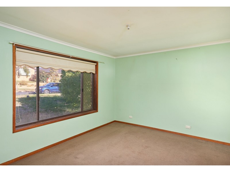 26 Mallory Street, Ashmont NSW 2650