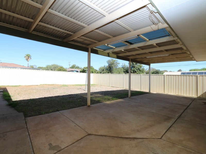 264 Fernleigh Road, Ashmont NSW 2650