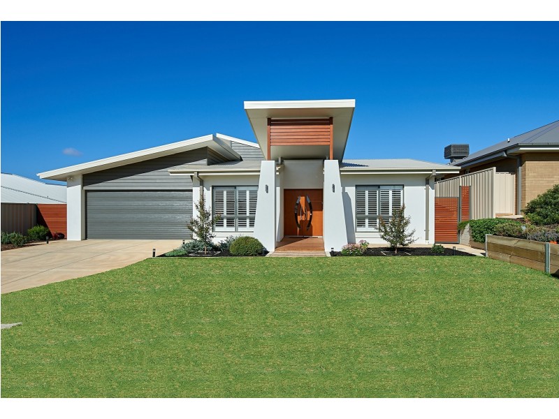 51 Muttama Parade, Gobbagombalin NSW 2650