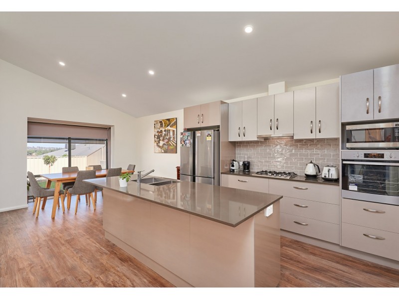 51 Muttama Parade, Gobbagombalin NSW 2650