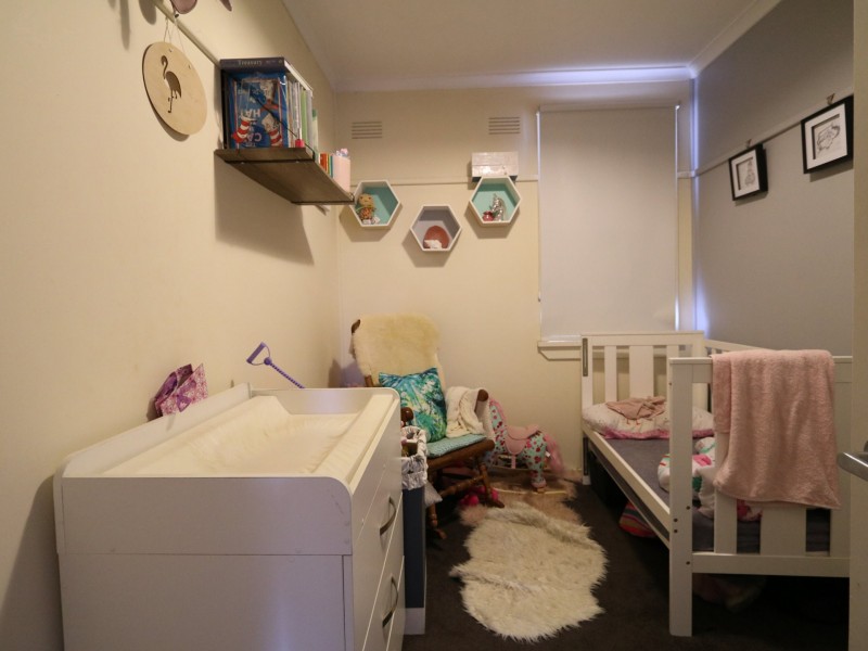 10 Spooner Street, Mount Austin NSW 2650