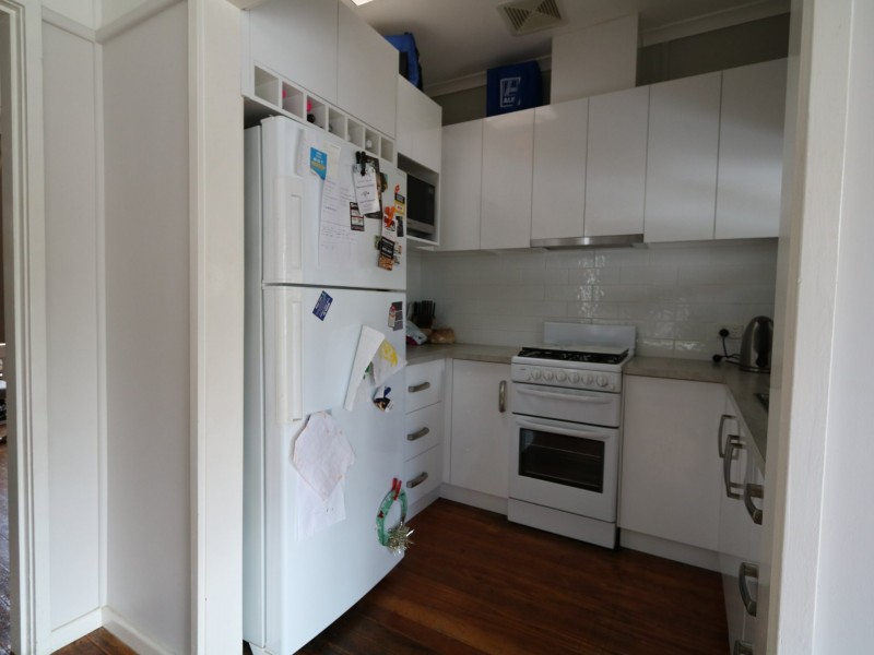 10 Spooner Street, Mount Austin NSW 2650