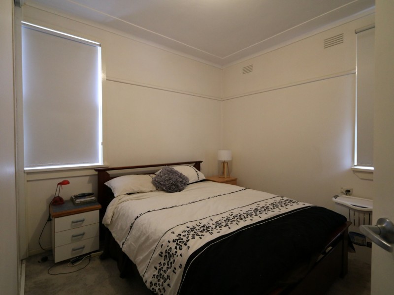 10 Spooner Street, Mount Austin NSW 2650