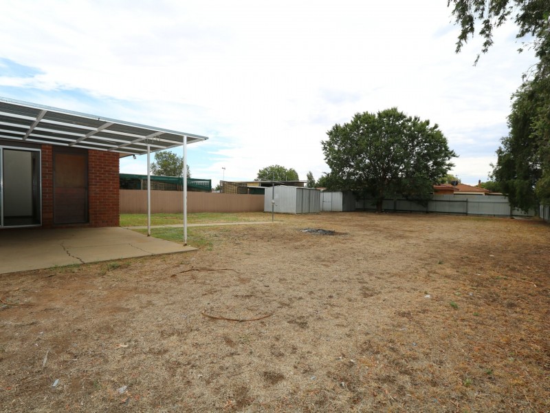 31 Darri Street, Glenfield Park NSW 2650