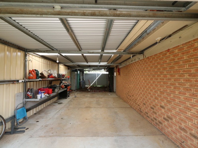 28 Wiradjuri Crescent, Wagga Wagga NSW 2650