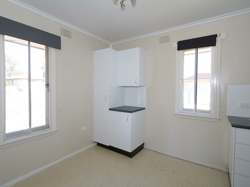 10 Lae Avenue, Ashmont NSW 2650