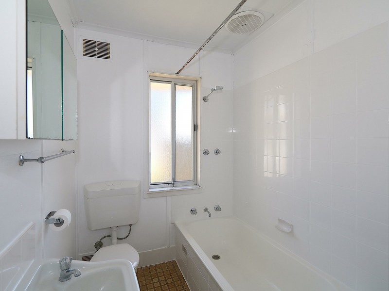 10 Lae Avenue, Ashmont NSW 2650