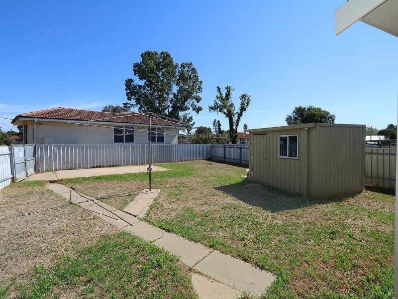 10 Lae Avenue, Ashmont NSW 2650