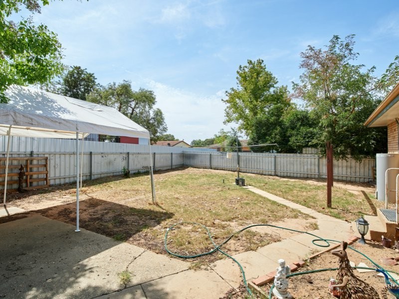 161 Raye Street, Tolland NSW 2650