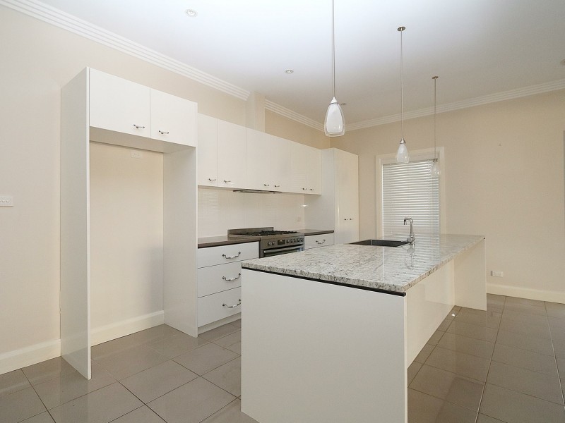 2/25 Evans Street, Wagga Wagga NSW 2650