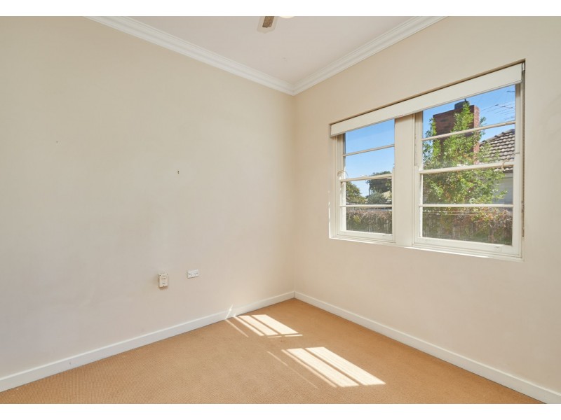 52 Meurant Avenue, Wagga Wagga NSW 2650