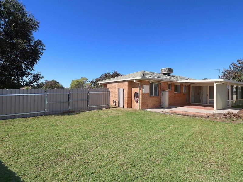 48 Lamilla Street, Glenfield Park NSW 2650