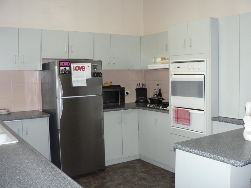 18 Oates Avenue, Wagga Wagga NSW 2650