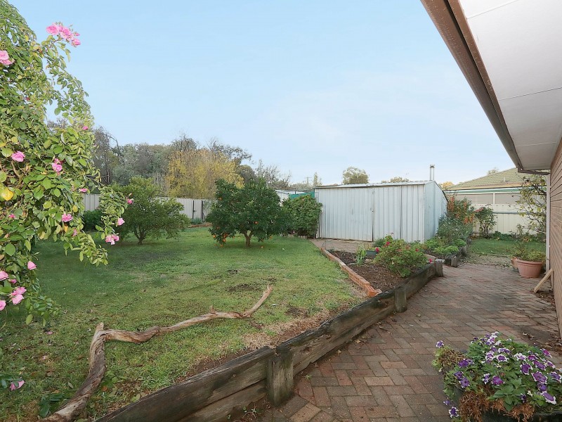 63 Pugsley Avenue, Estella NSW 2650