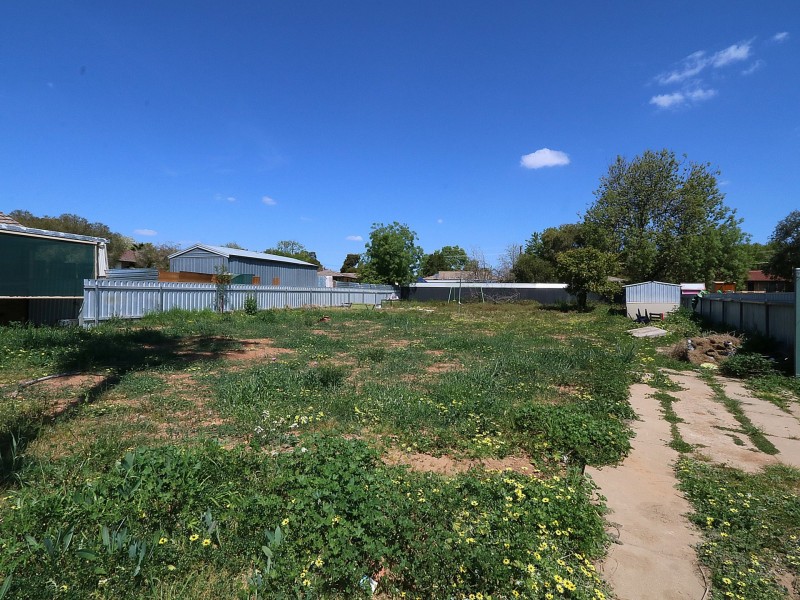 70 Mumford Street, Ashmont NSW 2650