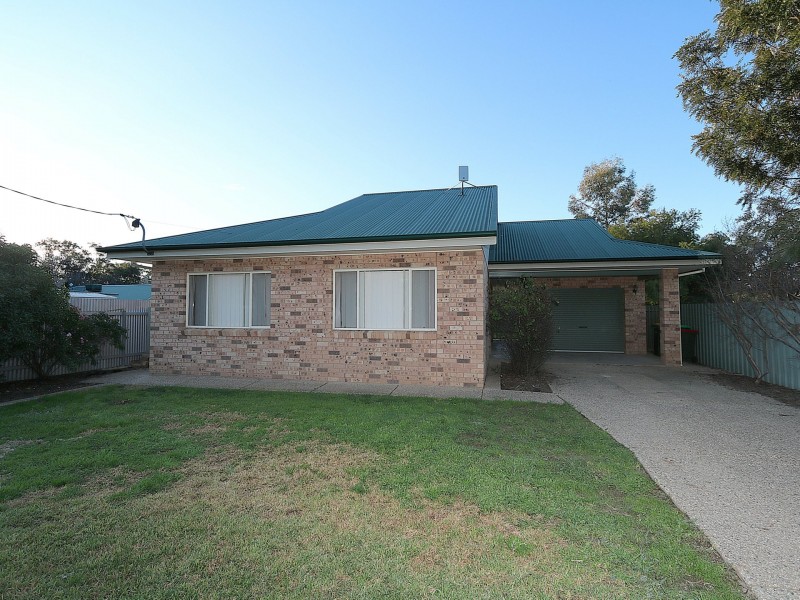 37 Craft Street, Lake Albert NSW 2650