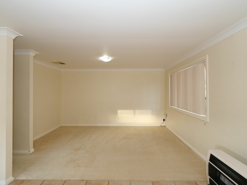 37 Craft Street, Lake Albert NSW 2650