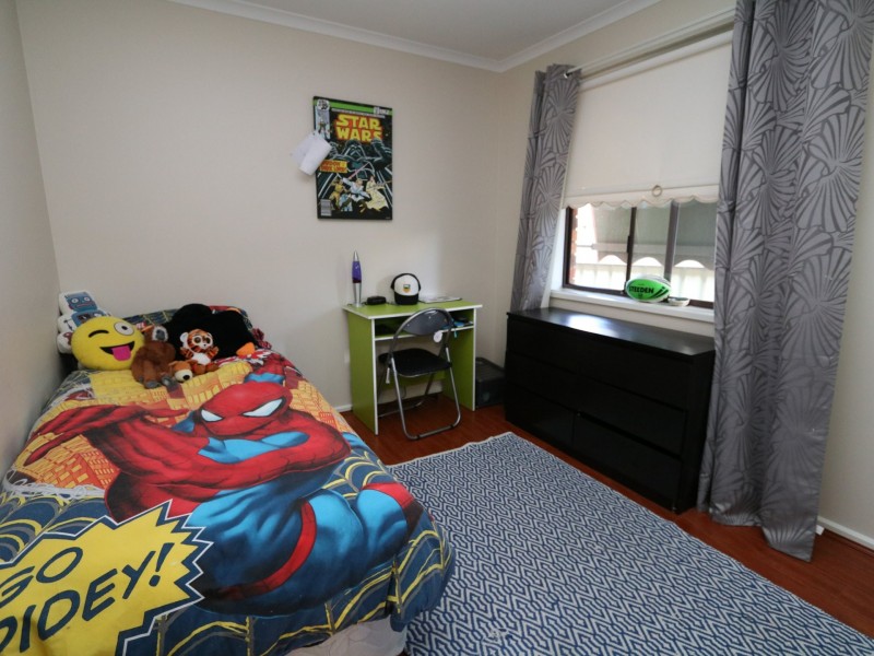 8 Horsley Street, Kooringal NSW 2650